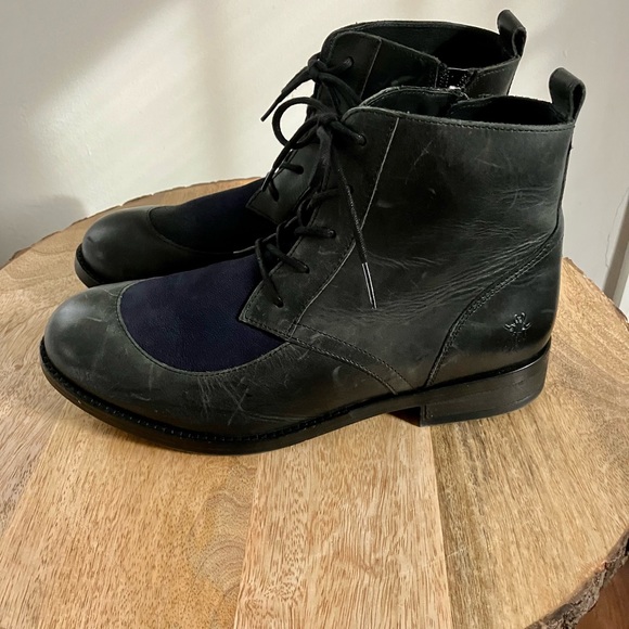 Fly London Black/ Navy Lace Up Ankle Boots Size 41 - Picture 4 of 11